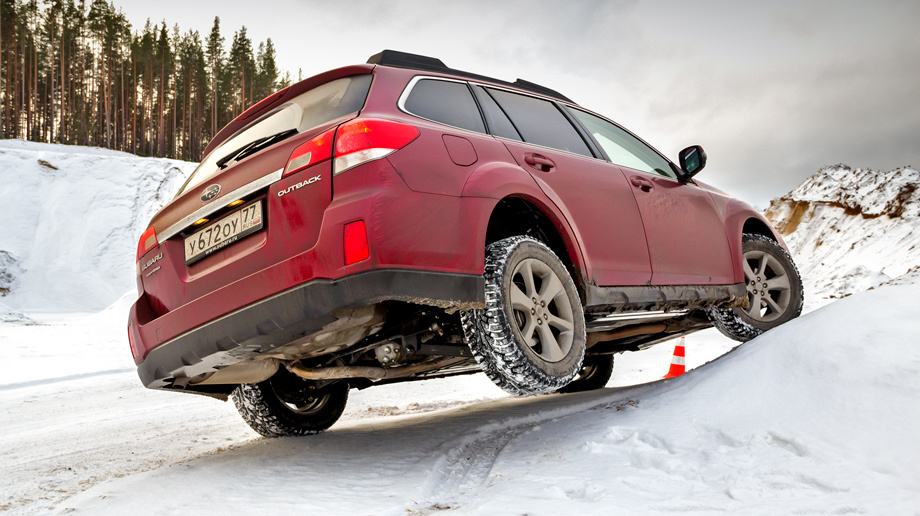 Subaru Outback 2014 zimoi.jpg